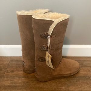 Bear paw Womens “Lauren” boot size 7